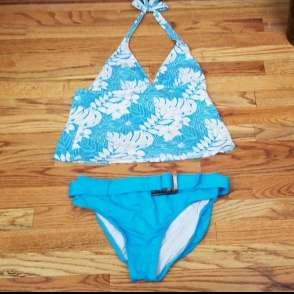 VM 2 piece bathing suit top L bottom M